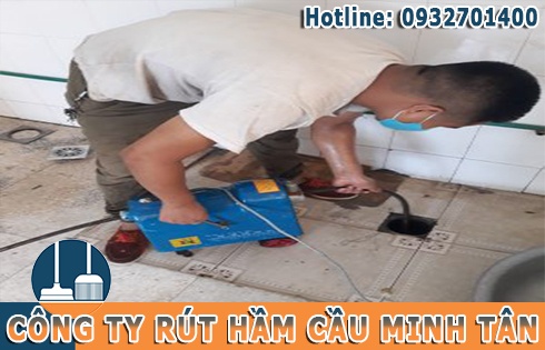 Th&ocirc;ng cống nghẹt khu chung cư Quận 3 bằng l&ograve; xo BH 5 năm